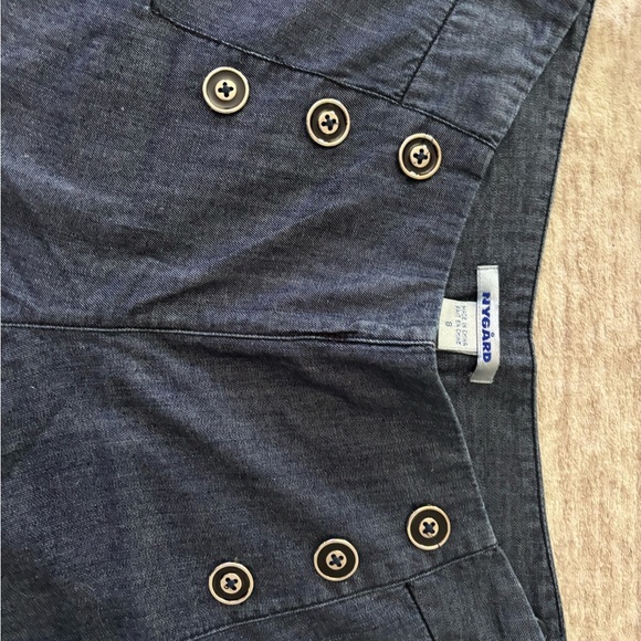 Peter Nygard Women's Wide-Leg dressy denium Jeans! Super light weight. - Picture 3 of 5